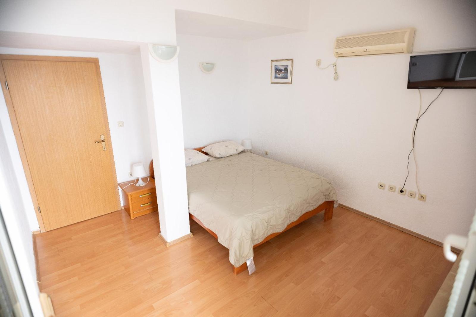Apartments Kricak Brela Luaran gambar
